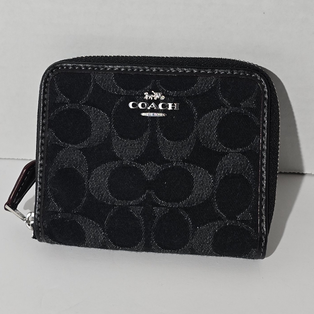 Coach Small Zip Around Wallet